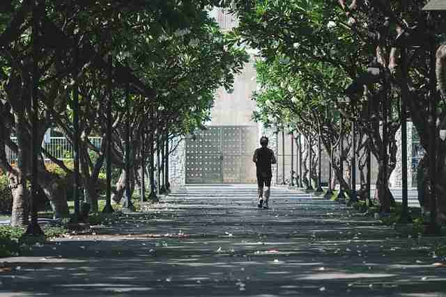 黑料网曝出流量爱豆突删所有社交账号内容,粉丝大战持续发酵